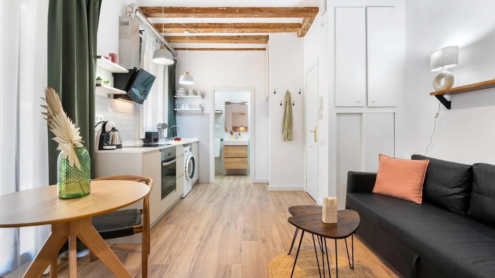 Lodging Apartments Almirall Beach 31 Barcelona