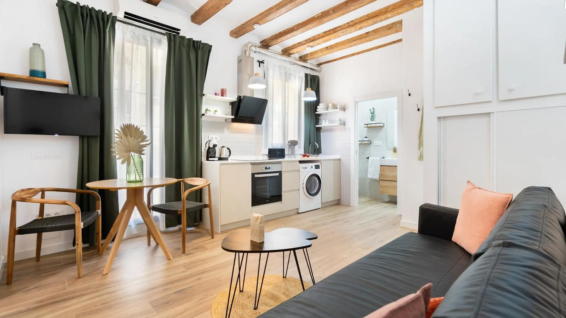 Lodging Apartments Almirall Beach 31 Barcelona